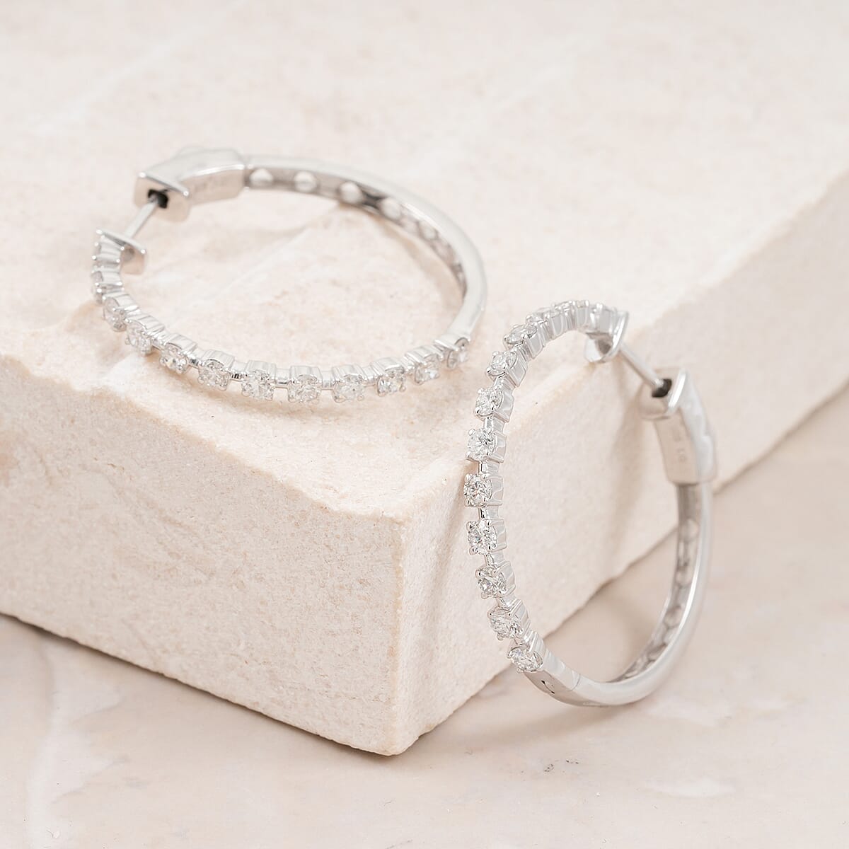 Luxuriant Lab Grown Diamond G SI 1.11 ctw Arc of Stars Earrings in Sterling Silver image number 1