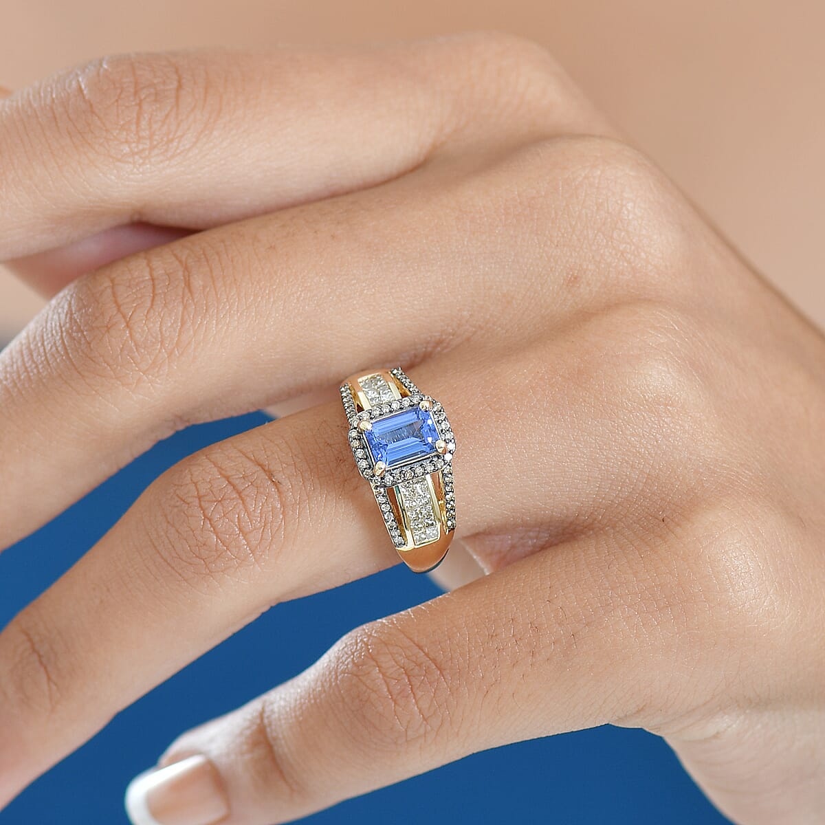Doorbuster Luxoro AAA Tanzanite and Natural Champagne Diamond I2 1.80 ctw Bridge Ring in 10K Yellow Gold  (Size 7.0) image number 2