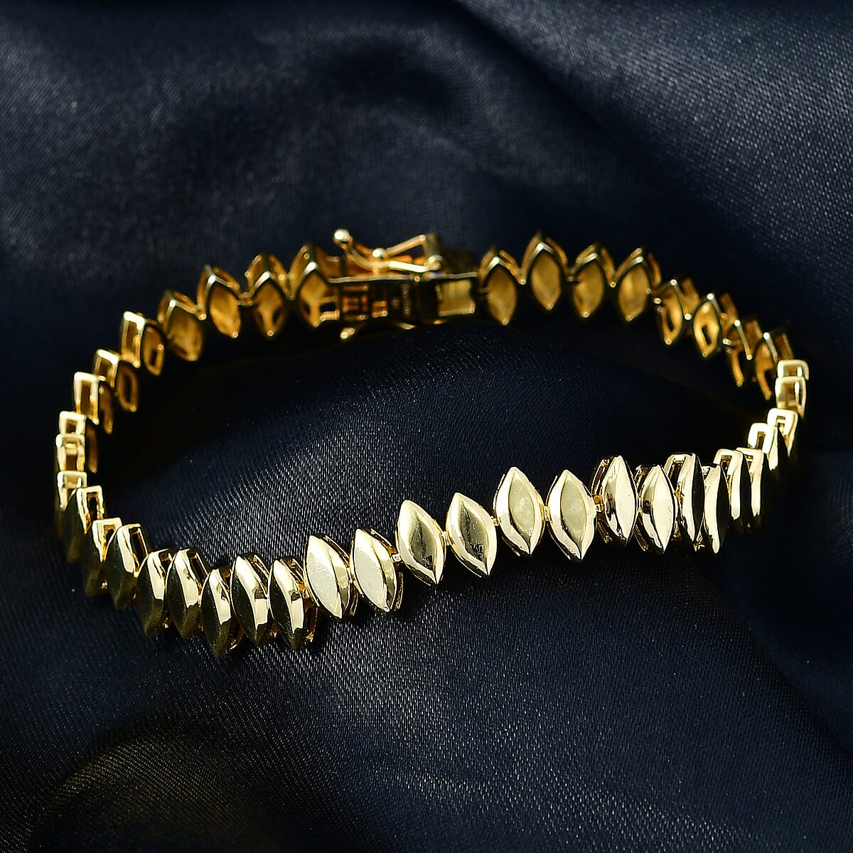 EverTrue Bronzella Collection Golden Rhythm Bracelet in 18K Yellow Gold Plated Bronze (6.50 In) image number 1