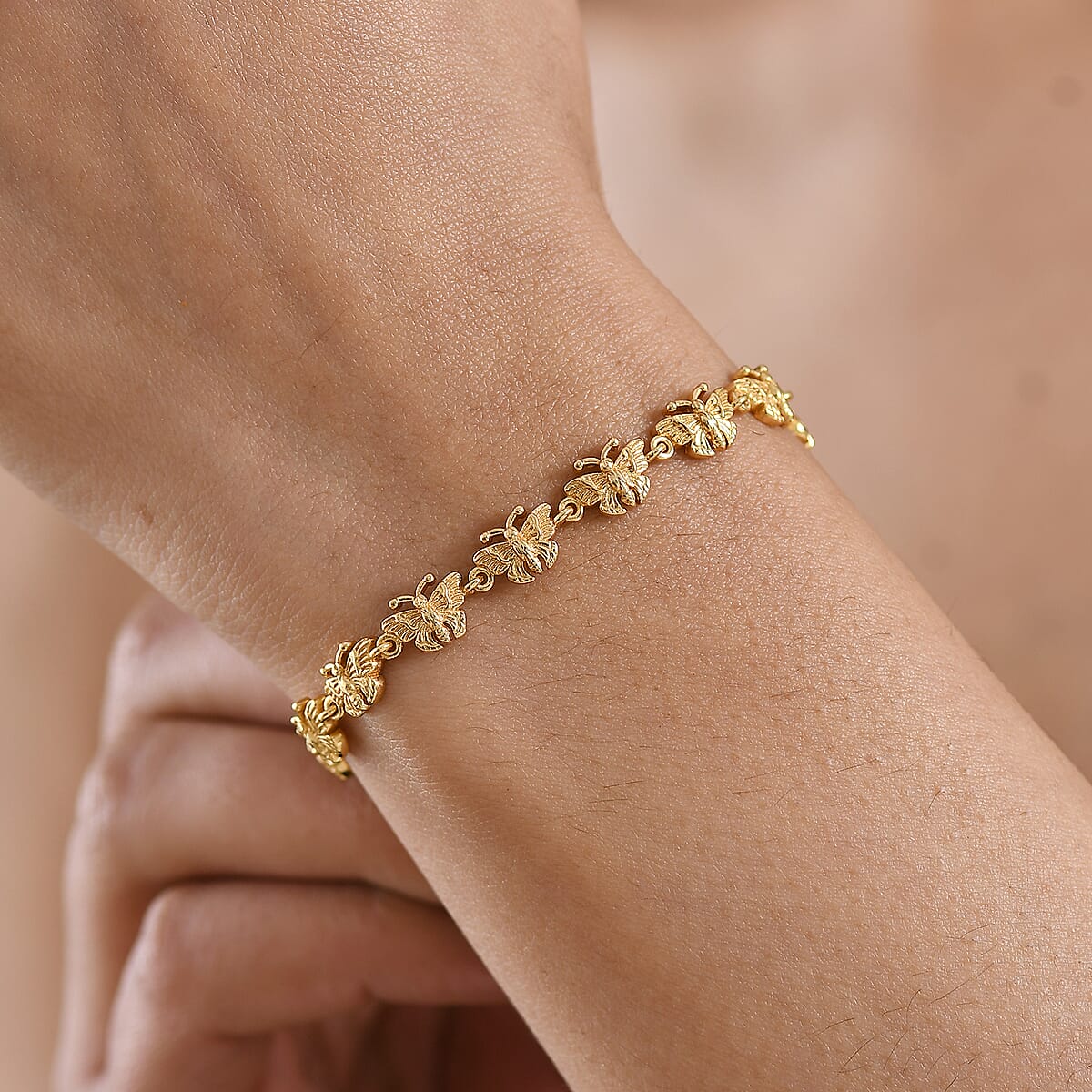 EverTrue Bronzella Collection Fancy Bracelet in 18K Yellow Gold Plated Bronze (6.50 In) image number 2