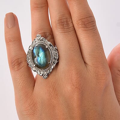 EverTrue Malagasy Labradorite 11.85 ctw Solitaire Ring in Stainless Steel (Size 5.0)