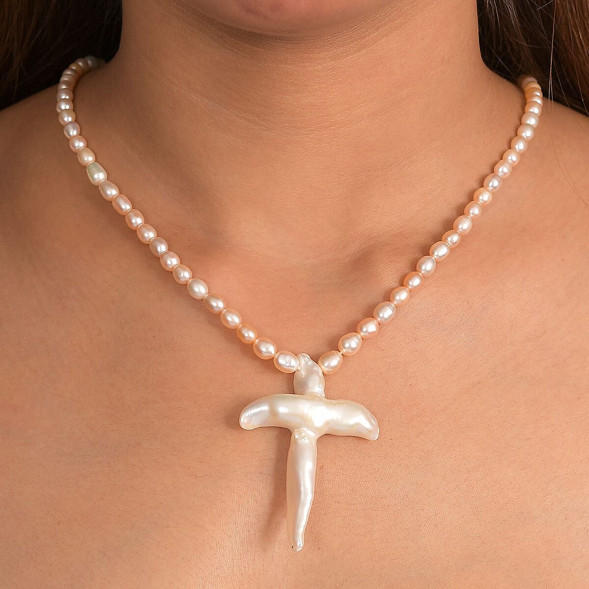 D'Joy Freshwater Pearl Necklace with Angel Charm in Rhodium Over Sterling Silver 18 Inches image number 2