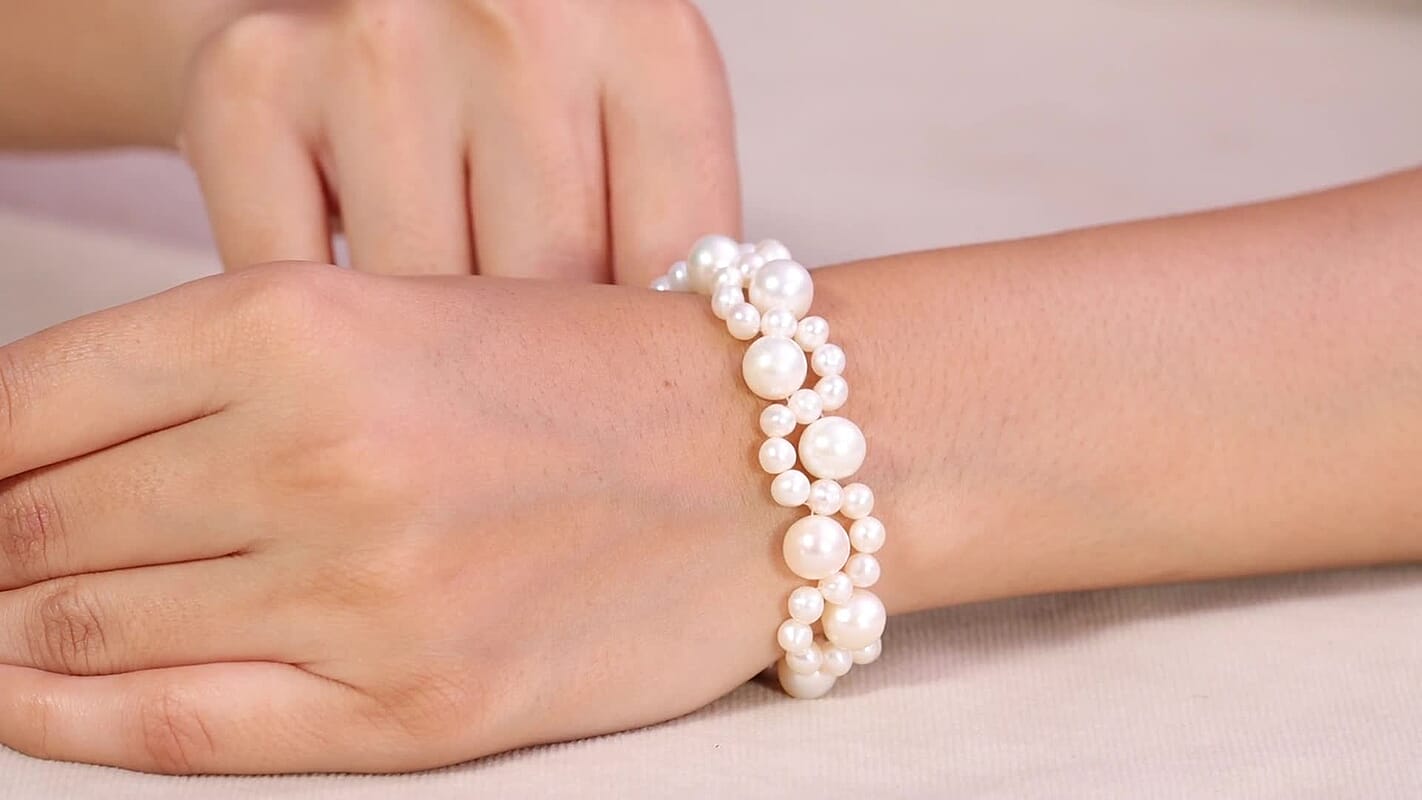 D'Joy Freshwater Pearl Bracelet in Rhodium Over Sterling Silver (7.25 In)
