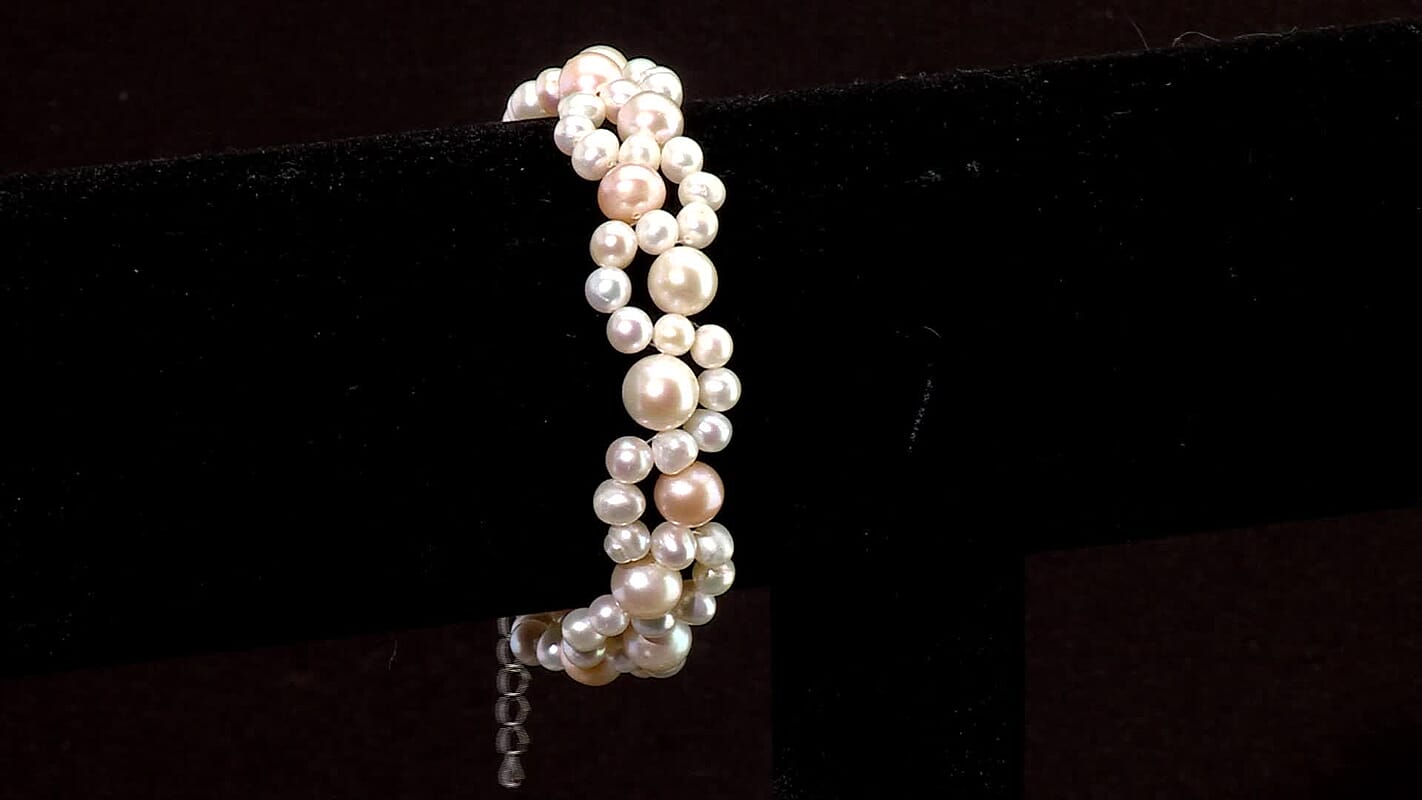 D'Joy Freshwater Pearl Bracelet in Rhodium Over Sterling Silver (7.25 In)