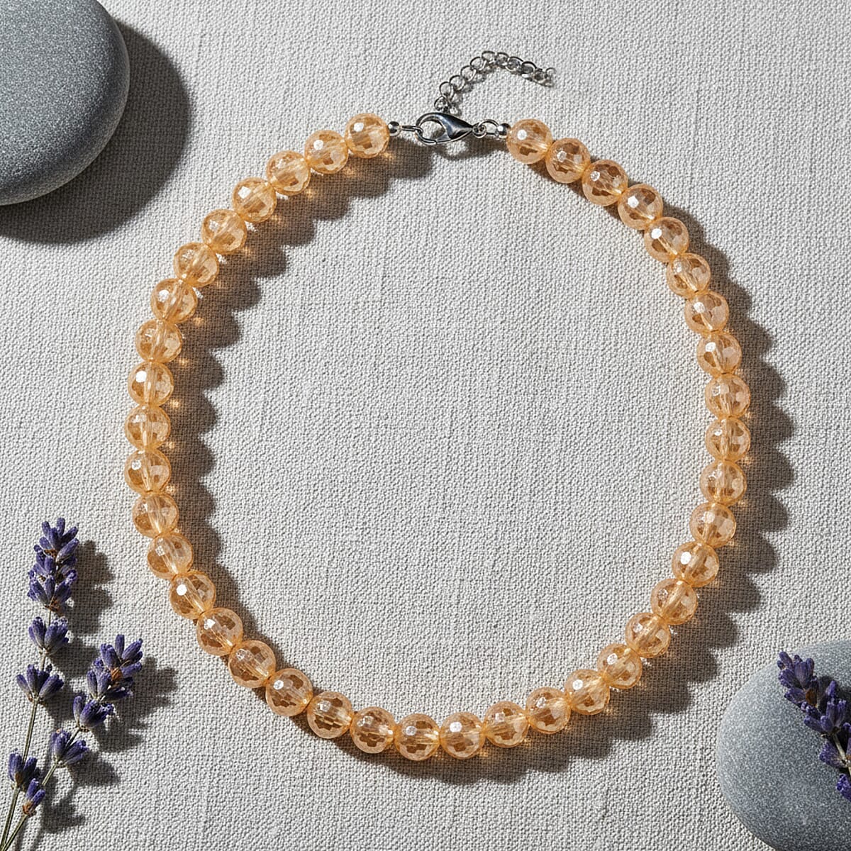 Golden Shell Pearl Necklace in Silvertone 20-22 Inches image number 1