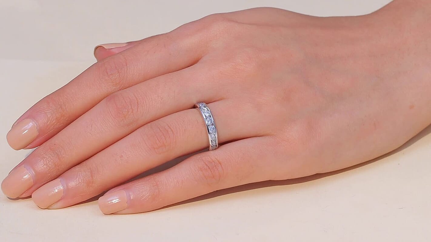 Doorbuster Luxuriant Lab Grown Diamond G-H SI 1.00 ctw Half Eternity Band Ring in 10K White Gold (Size 10.0)