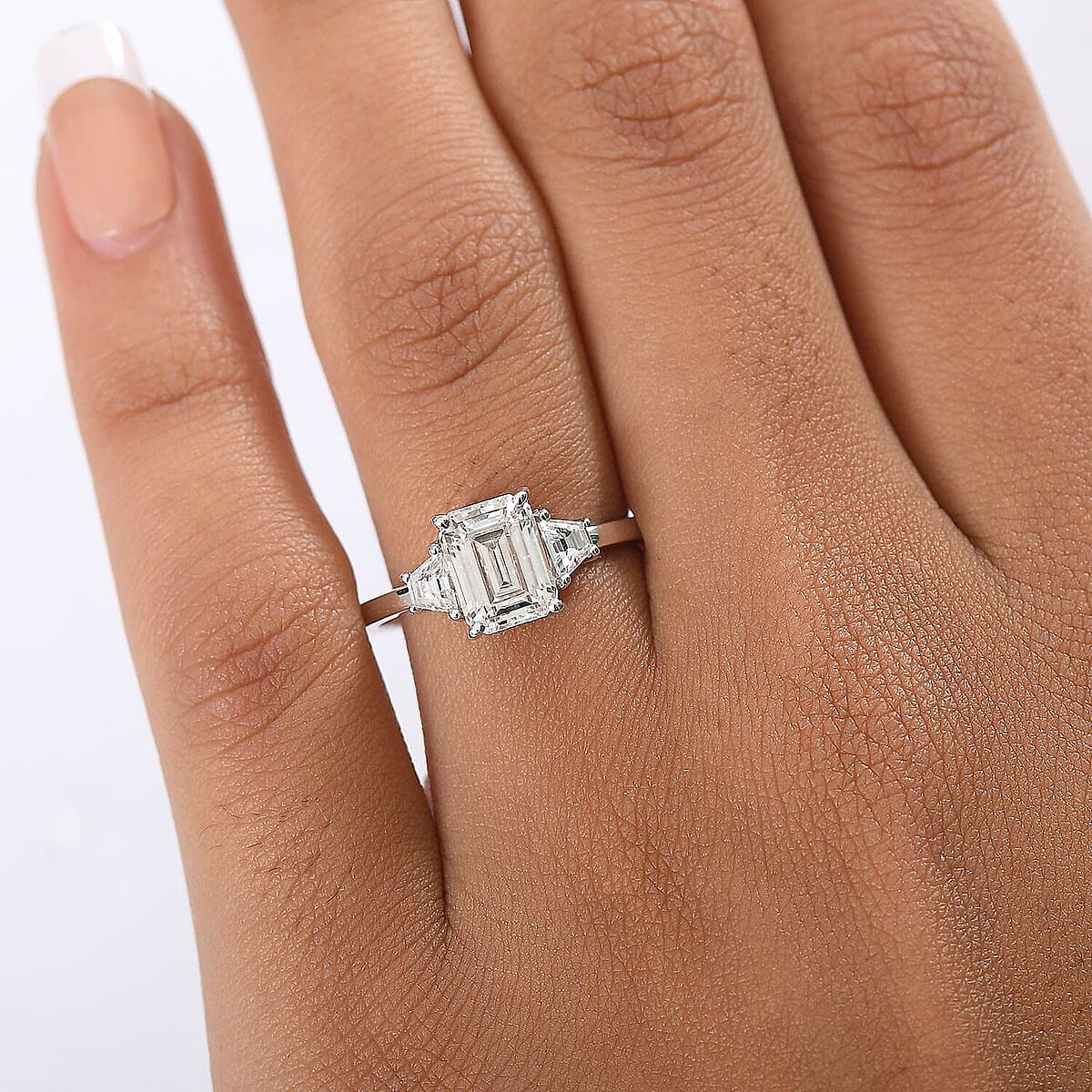 Doorbuster D'Joy Moissanite (Oct 8x6mm) Ring in Rhodium Over Sterling Silver (Size 6.0) 2.00 ctw image number 2