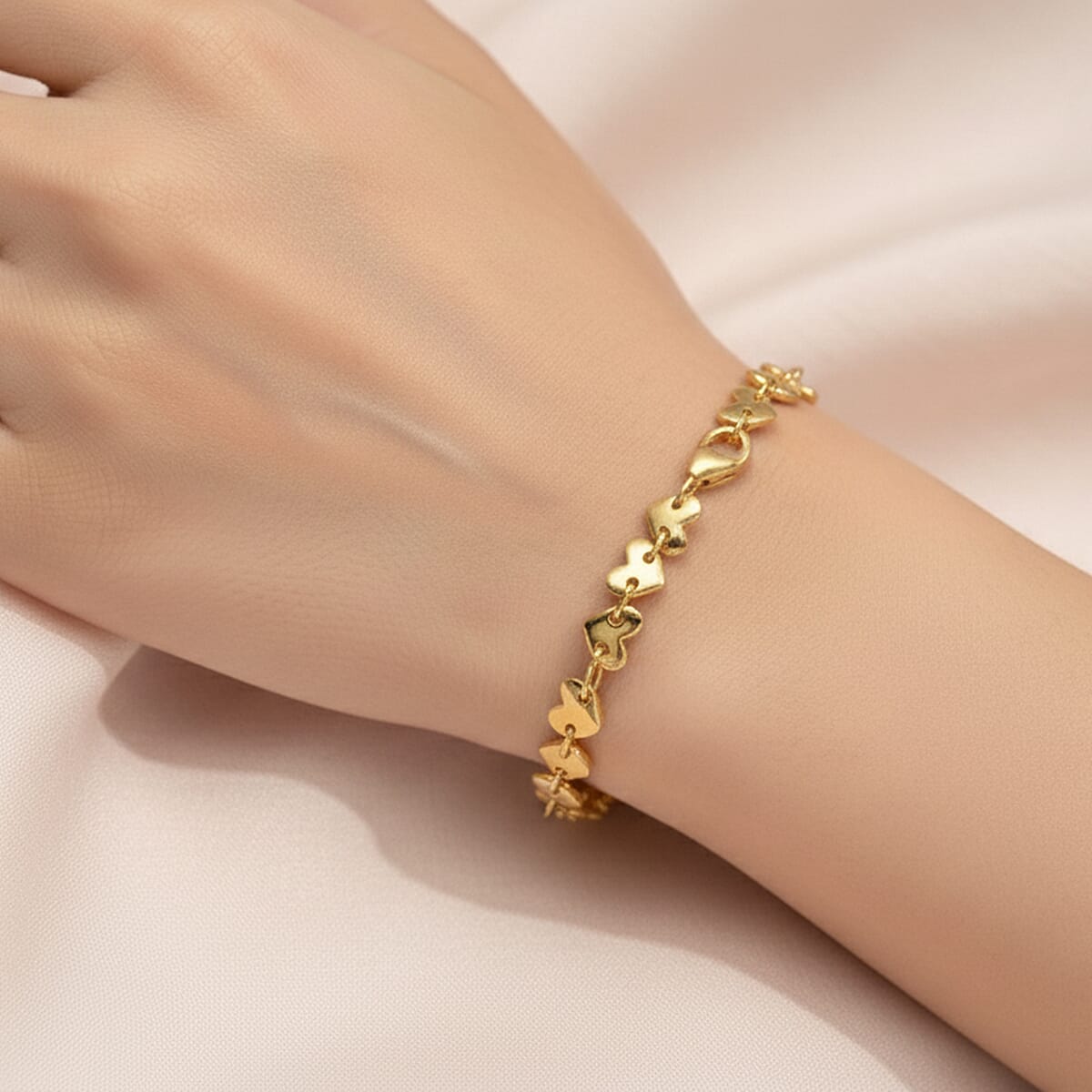 EverTrue Bronzella Collection Heart Link Bracelet in 18K YG Plated Bronze (7.25 In) image number 2