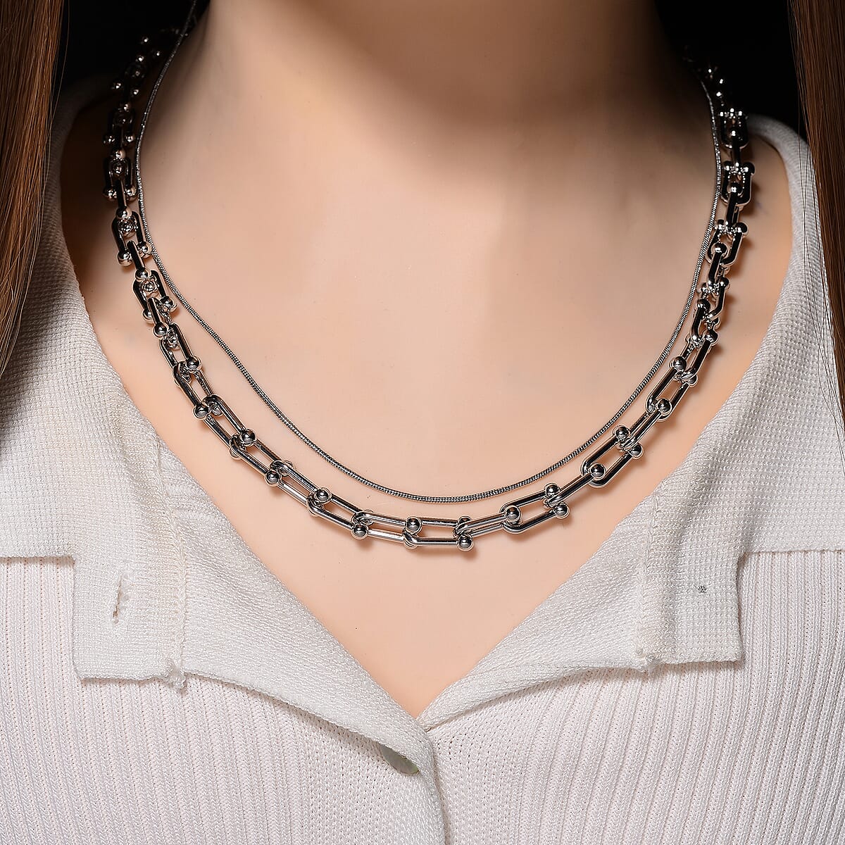 Geometric Link Chain Necklace in Silvertone 20-22 Inches image number 1