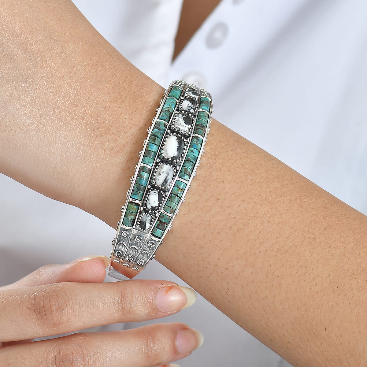 D'Joy Artisan Crafted Premium White Buffalo and Royston Turquoise 24.00 ctw Cuff Bracelet in Black Oxidized Sterling Silver (7.25 In) image number 2