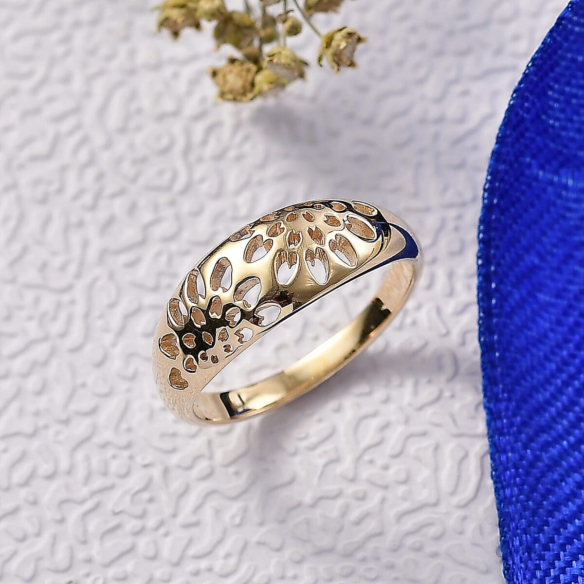 Luxoro 10K Yellow Gold Bold Flower Ring 2.90 Grams (Size 9.5) image number 1