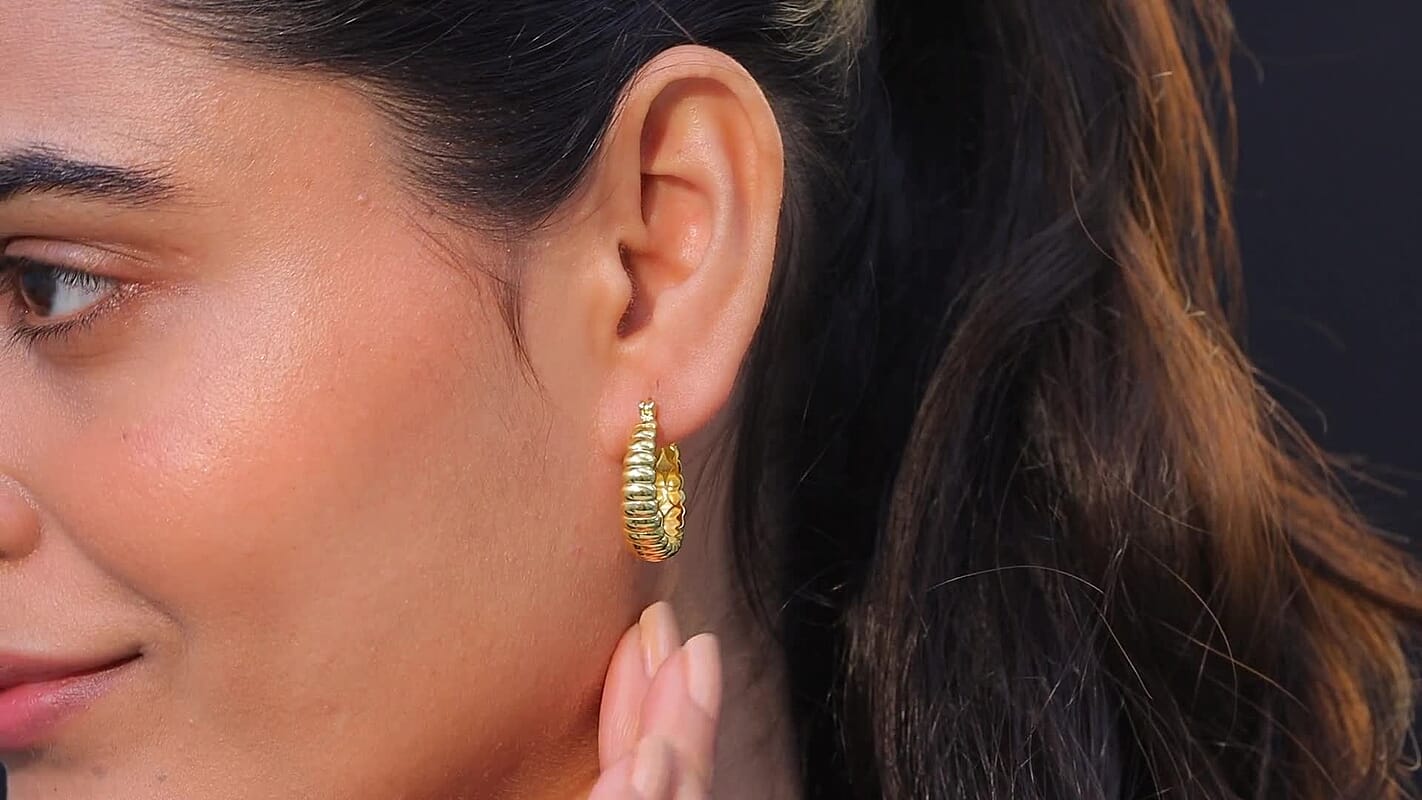 EverTrue Bronzella Collection Ribbed Hoop Earrings in 18K Yellow Gold Plated Bronze