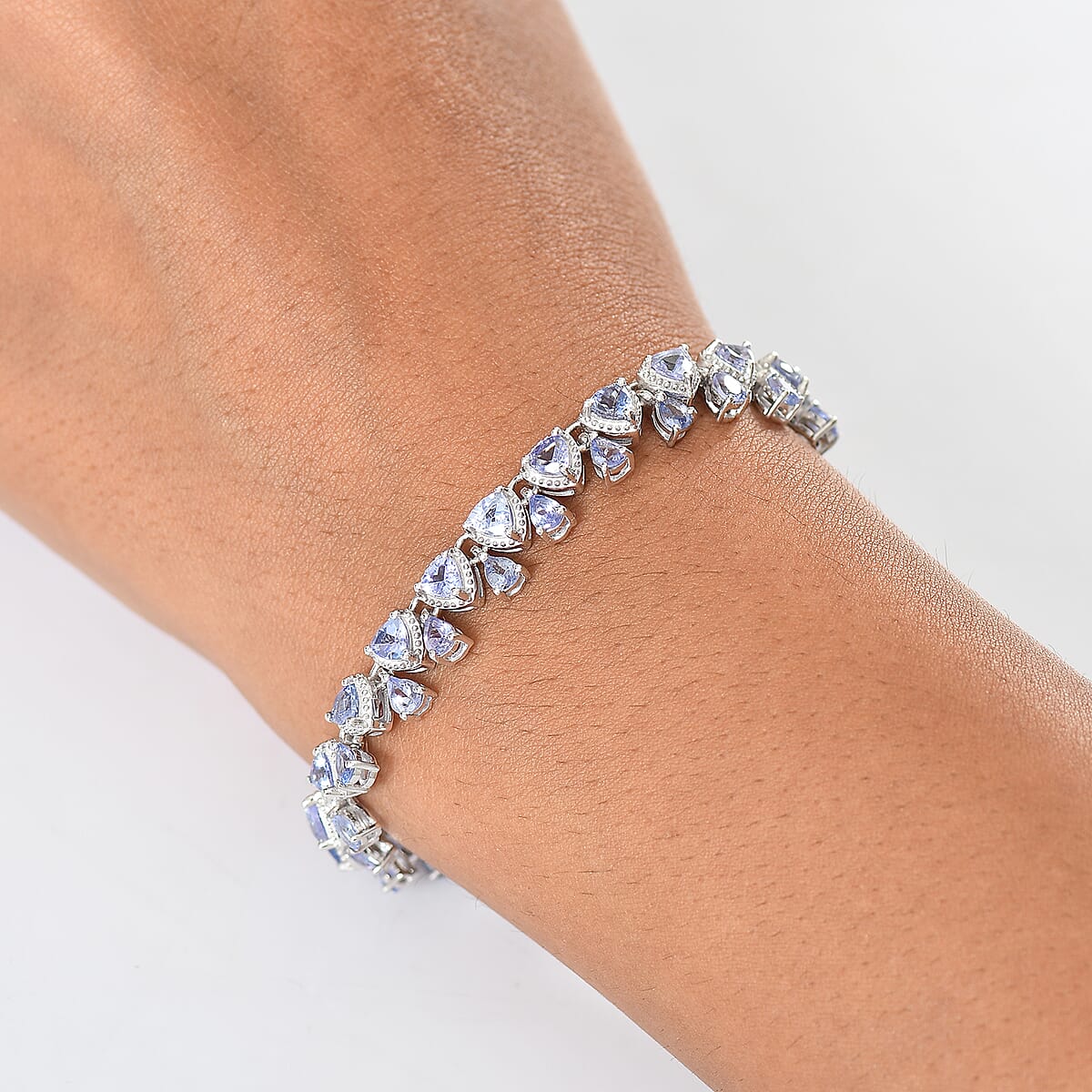 D'Joy Tanzanite 9.10 ctw Floral Vines Bracelet in Rhodium Over Sterling Sil (7.25 In)  image number 2