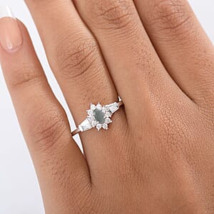 D'Joy Premium Narsipatnam Alexandrite and White Zircon 0.90 ctw Regal Blossom Ring in Rhodium Over Sterling Silver (Size 5.0)