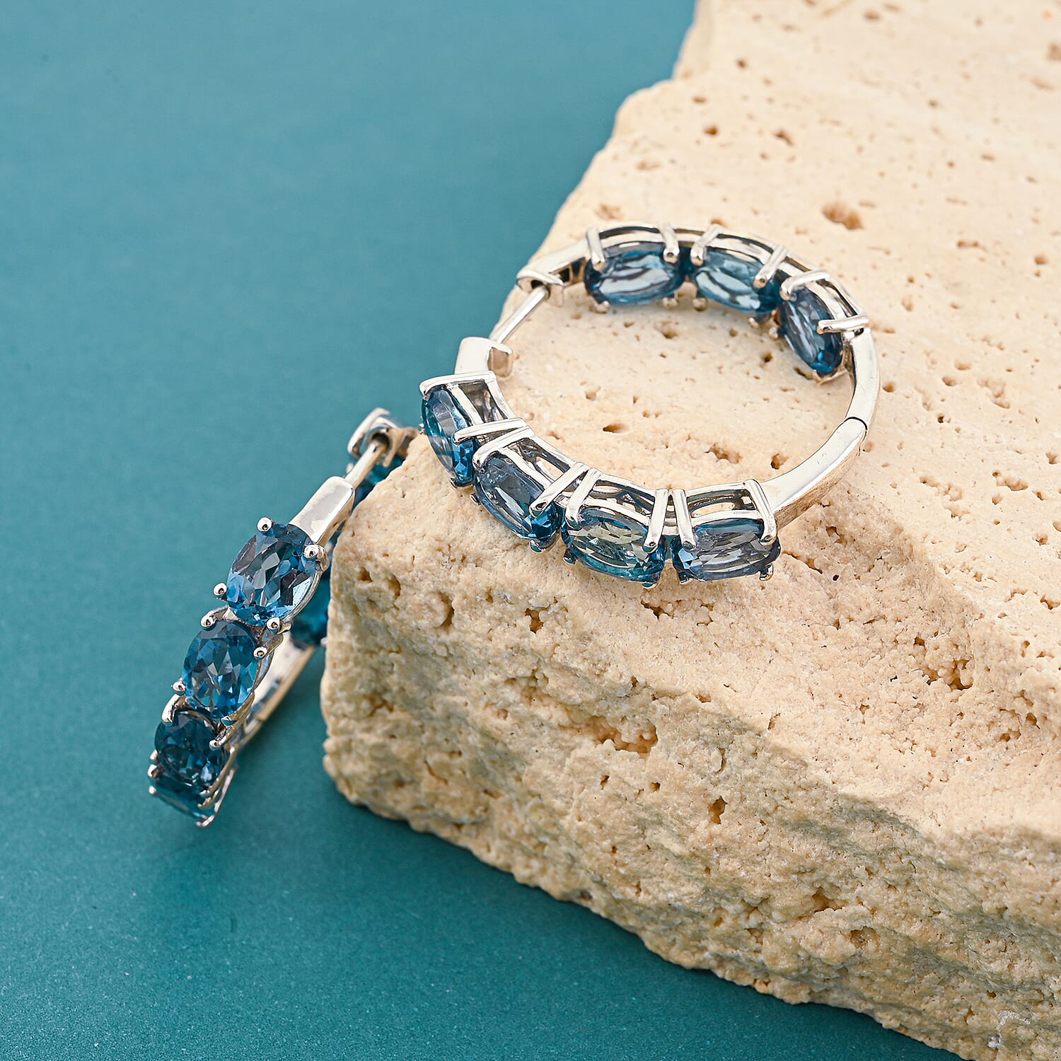 Default Title - Product card gallery slide 2 (10146455650587)