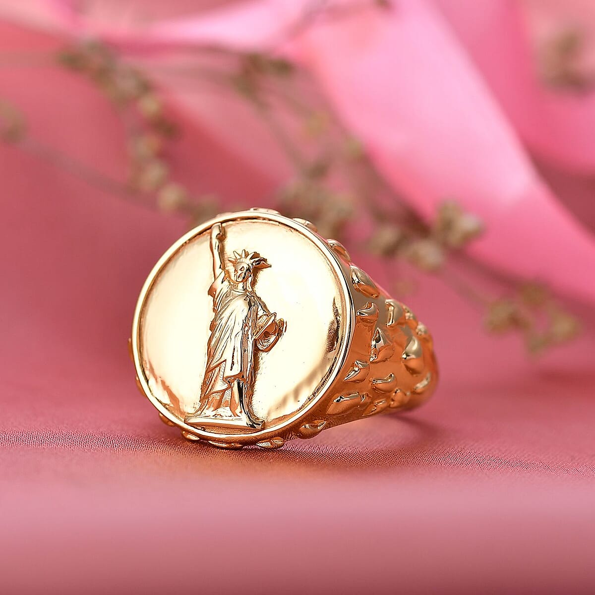 Doorbuster EverTrue Bronzella Collection Eiffel Tower Men's Ring in 18K YG Plated Bronze (Size 9.0) image number 1