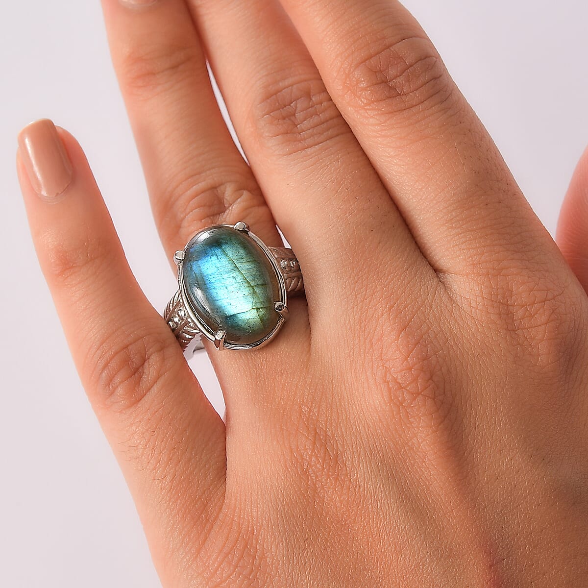 EverTrue Malagasy Labradorite 12.40 ctw Solitaire Ring in Stainless Steel (Size 10.0) image number 2