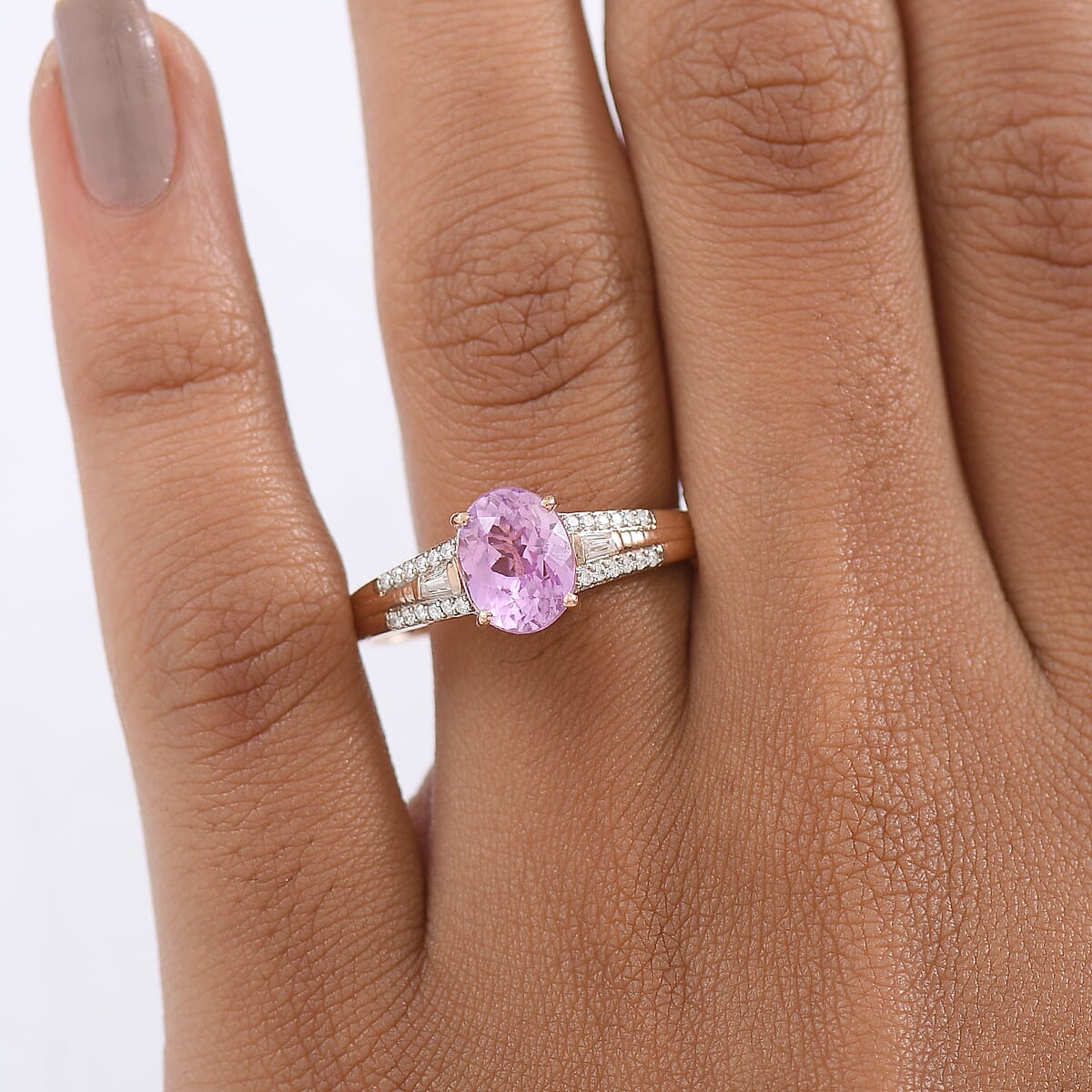 D'Joy AAA Patroke Kunzite and Moissanite 3.40 ctw Ring in 18K Vermeil Rose Gold Over Sterling Silver (Size 10.0) image number 2
