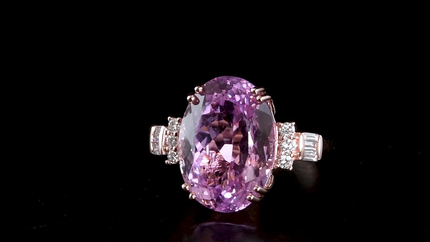 10K Rose Gold AAAA Patroke Kunzite, Luxuriant Lab Grown Diamond (G-H, SI) Ring (Size 6.0) (4 g) 17.00 ctw