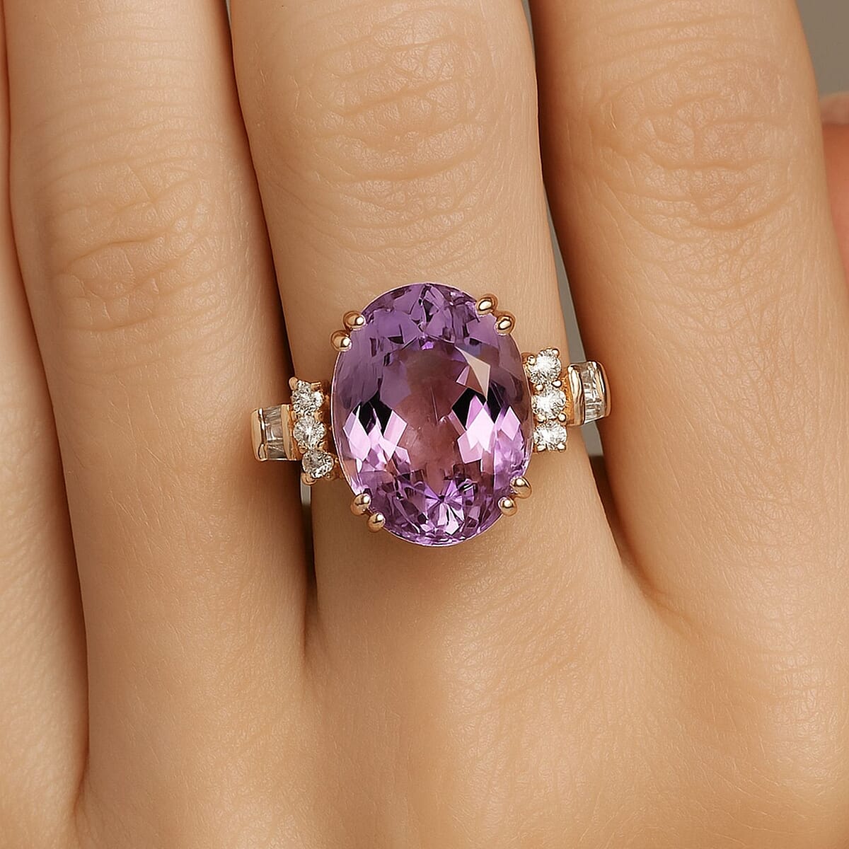 AAAA Patroke Kunzite and Luxuriant Lab Grown Diamond G-H SI 17.00 ctw Ring in 10K Rose Gold (Size 7.0) 4 Grams image number 2