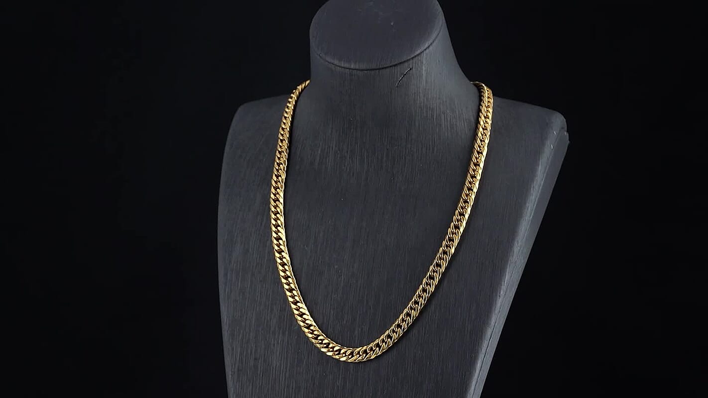Classic Cuban Link Chain Necklace in ION Plated YG Stainless Steel 20-22 Inches