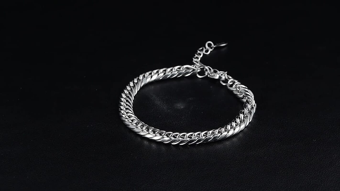 Sleek Cuban Link Bracelet in Stainless Steel (7.5-9.5In)