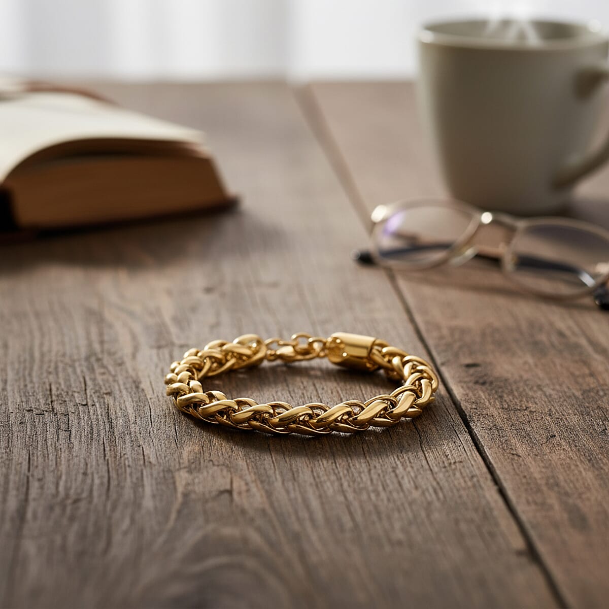 Palma Chain Bracelet in ION Plated YG Stainless Steel (7.75-9.75In) image number 1