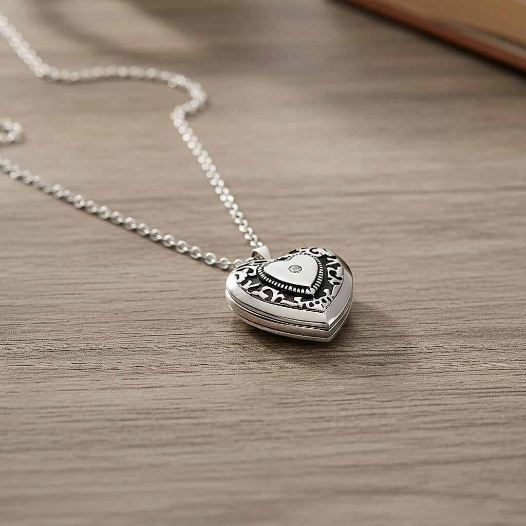 Austrian Crystal Heart Shaped Pendant Necklace in Stainless Steel 20-22 Inches