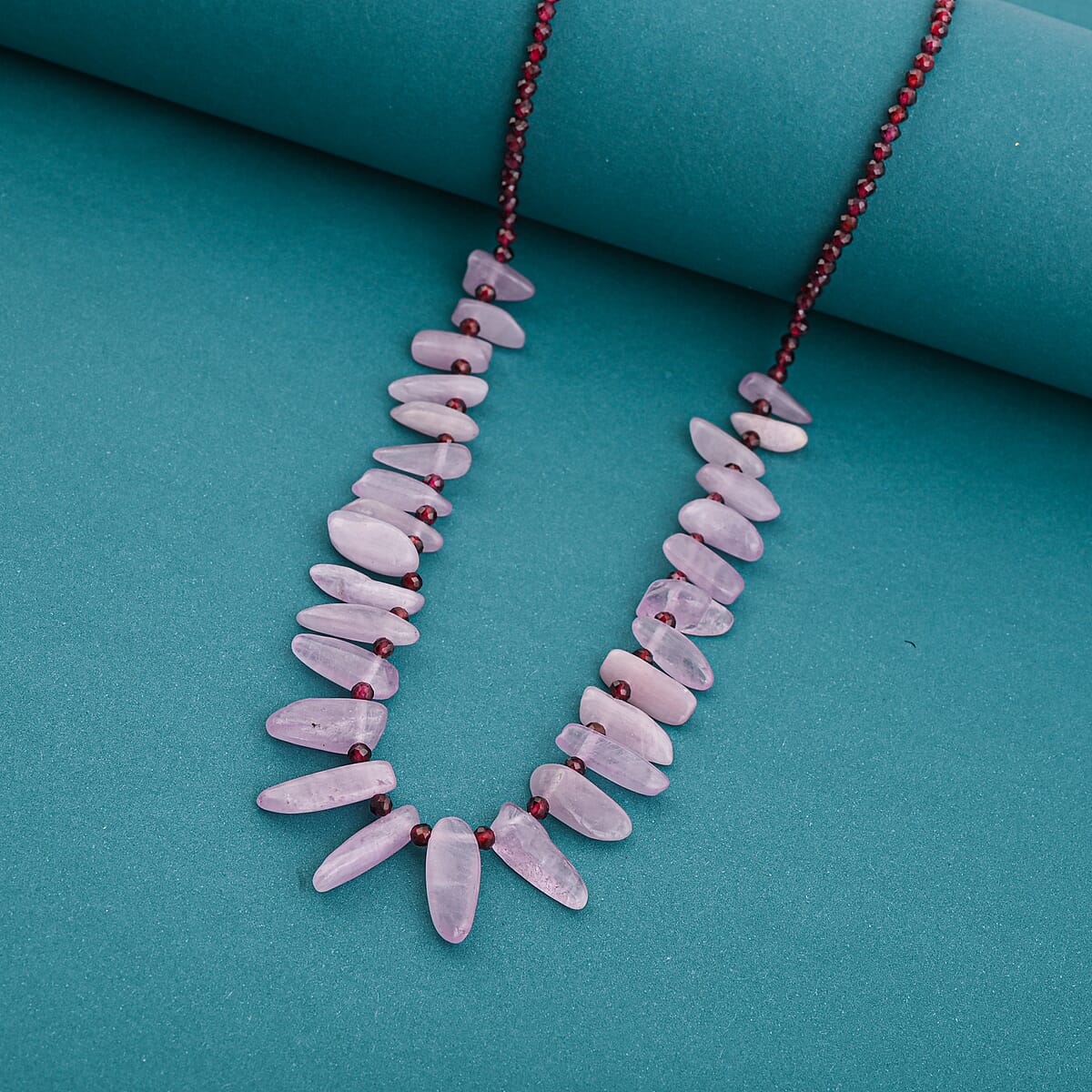 D'Joy Kunzite, Orissa Rhodolite Garnet Necklace in Rhodium Over Sterling Silver 123.00 ctw (18 Inches) image number 1