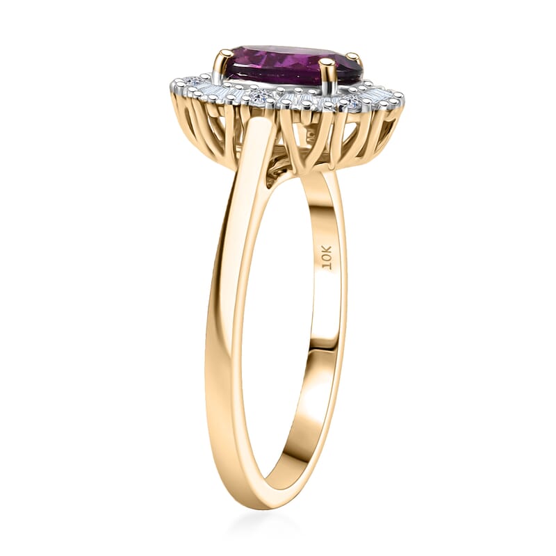 Certified & Appraised AAA Radiant Ember Garnet and G-H SI Luxuriant Lab Grown Diamond 1.80 ctw Ring in 10K Yellow Gold (Size 6.0)