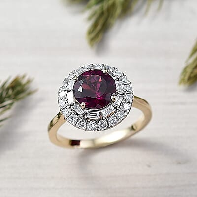 Certified & Appraised AAA Radiant Ember Garnet and Luxuriant Lab Grown Diamond G-H SI 2.93 ctw Ring in 10K Yellow Gold (Size 8.0)
