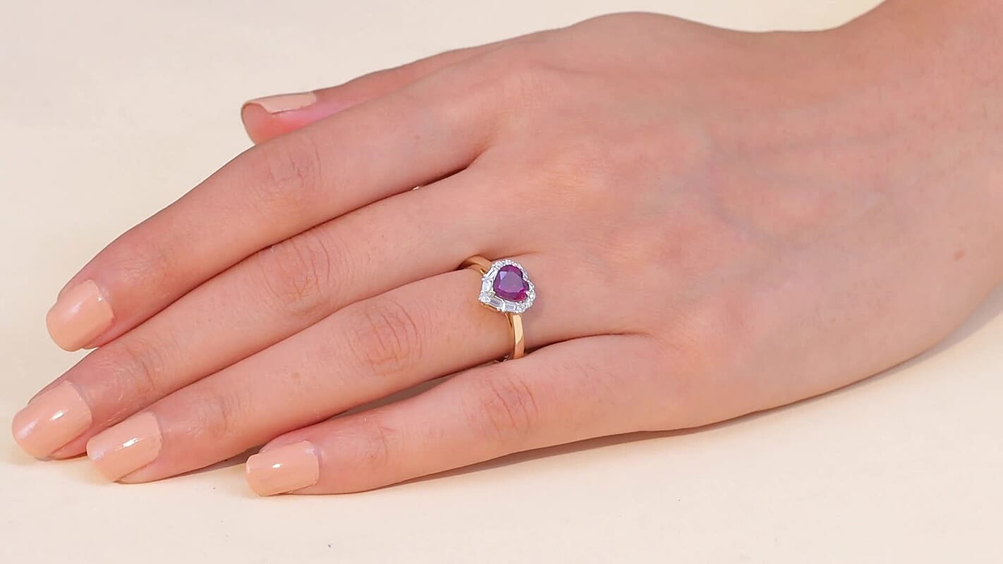 Certified & Appraised 10K Yellow Gold AAA Radiant Ember Garnet, Luxuriant Lab Grown Diamond (G-H, SI) Ring (Size 10.0) 1.53 ctw