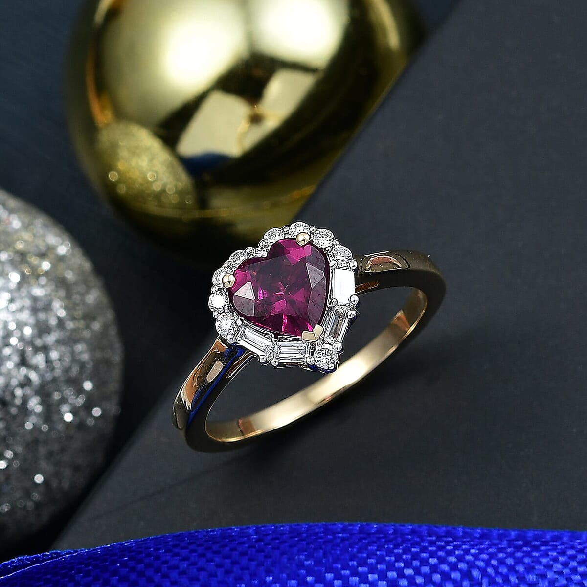 Certified & Appraised AAA Radiant Ember Garnet and Luxuriant Lab Grown Diamond G-H SI 1.53 ctw Ring in 10K Yellow Gold (Size 5.0) image number 1