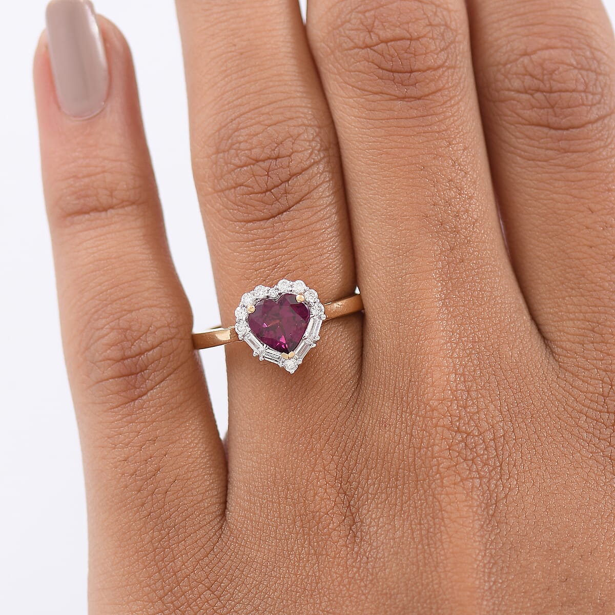 Certified & Appraised AAA Radiant Ember Garnet and Luxuriant Lab Grown Diamond G-H SI 1.53 ctw Ring in 10K Yellow Gold (Size 6.0) image number 2