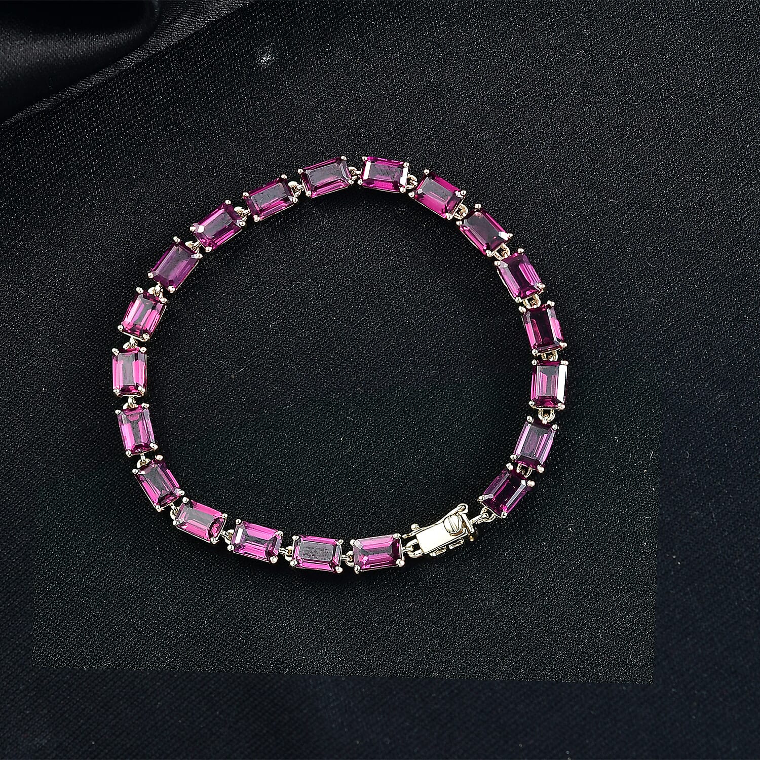 Luxoro AAA Radiant Ember Garnet 14.50 ctw Tennis Bracelet in 10K Yellow Gol (6.50 In)