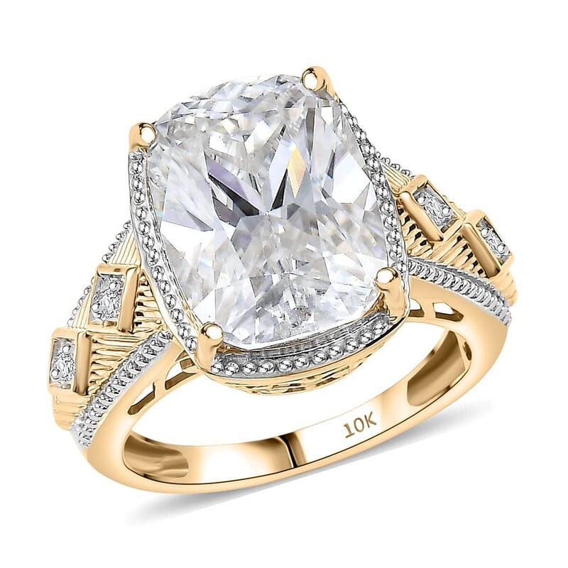 Moissanite 7.20 ctw Ring in 10K Yellow Gold (Size 6.0) 5.70 Grams