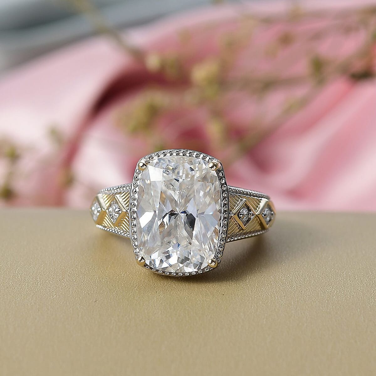 Moissanite 7.20 ctw Ring in 10K Yellow Gold (Size 7.0) 5.70 Grams image number 1