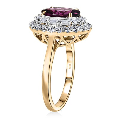 Certified & Appraised AAA Radiant Ember Garnet and Luxuriant Lab Grown Diamond G-H SI 3.63 ctw Ring in 10K Yellow Gold (Size 12.0)