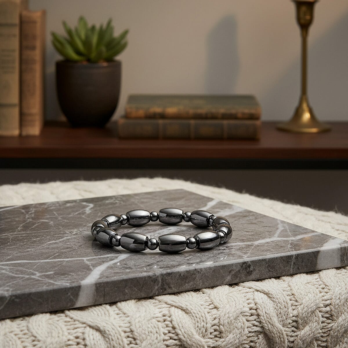 Terahertz 130.00 ctw Barrel and Beaded Stretch Bracelet image number 1