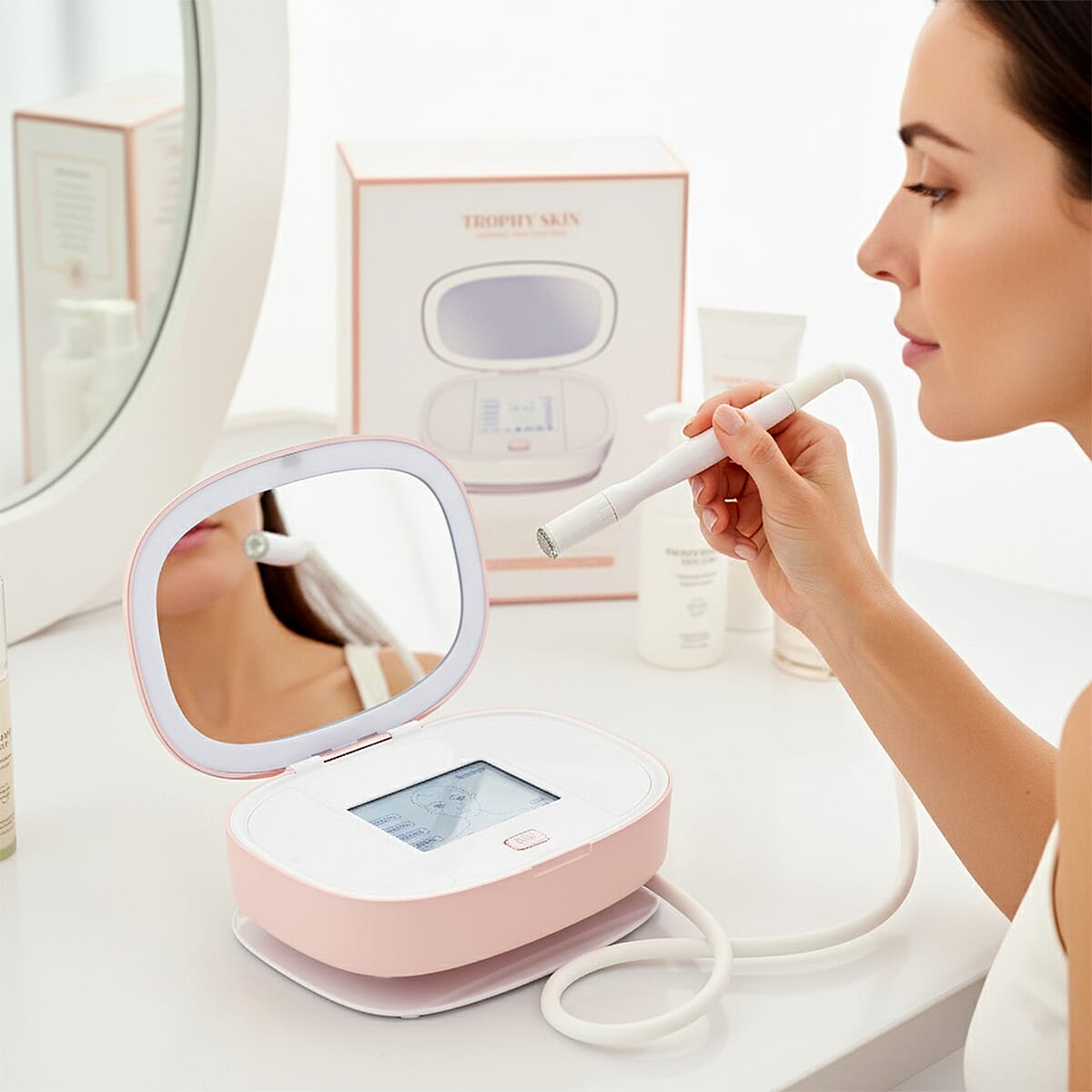 Trophy Skin MicrodermMD The 3-In-1 At-Home Premium Microdermabrasion Device image number 1