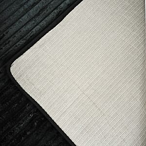 Supreme Living Black Memory Foam Rug (4x6 ft)