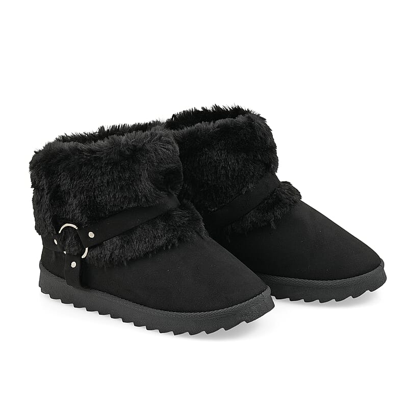 Love 83 Black Faux Fur and Suede Short Boots 6