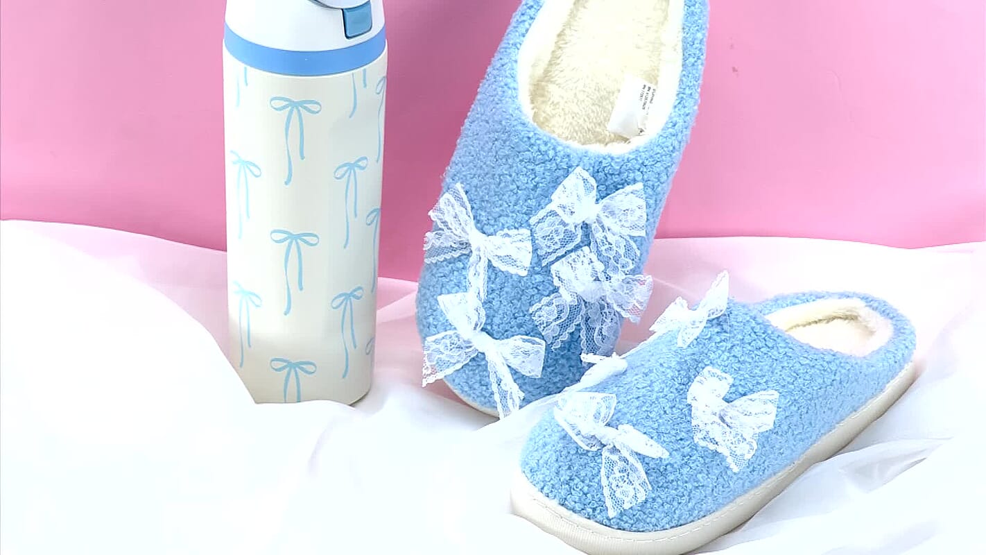 RAMPAGE Blue Bow Teddy Slippers with Matching Stainless Steel Water Bottle Gift Box – Large (9/10)