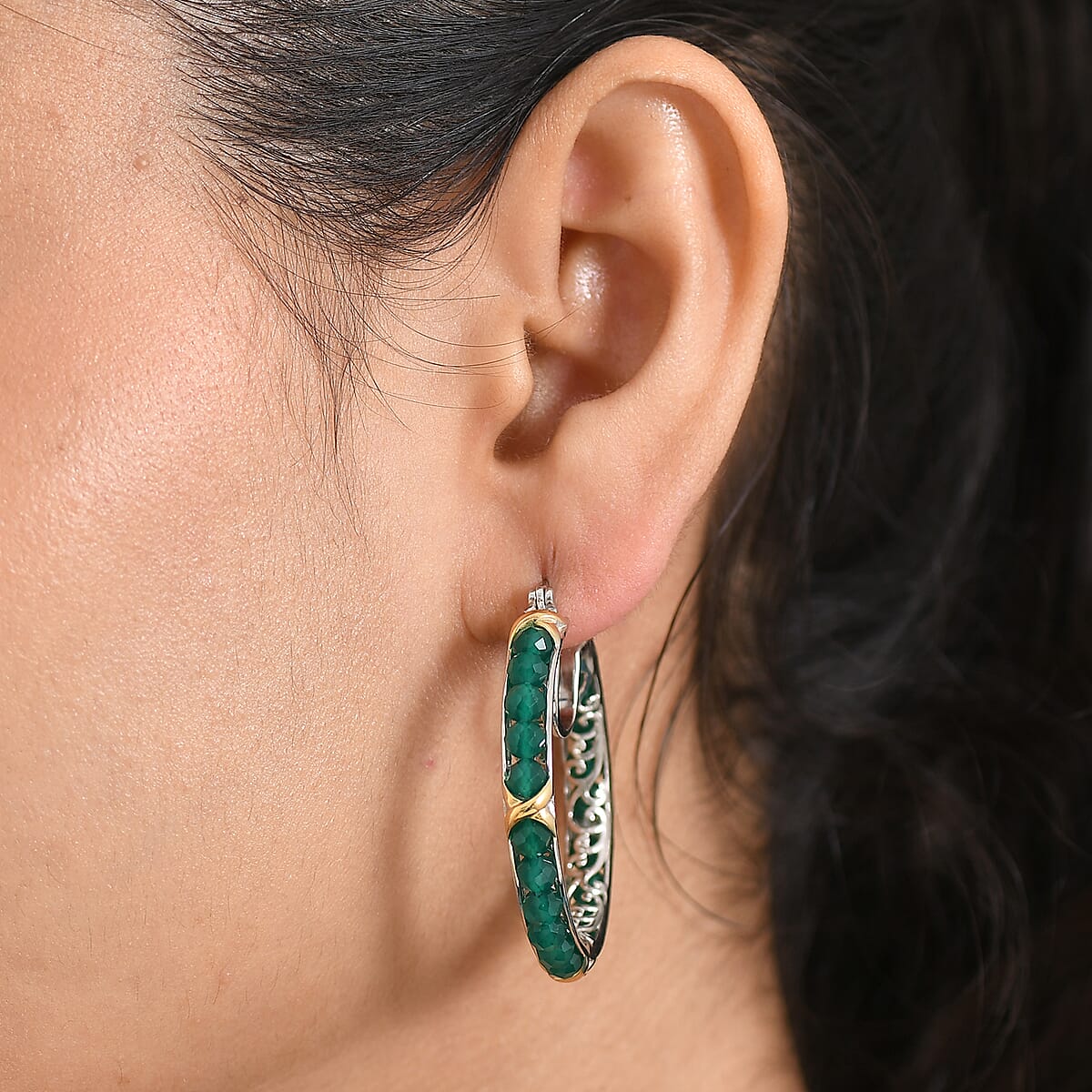 EverTrue Verde Onyx 16.80 ctw XOXO Hoop Earrings in 18K YG Plated and Platinum Bond image number 2