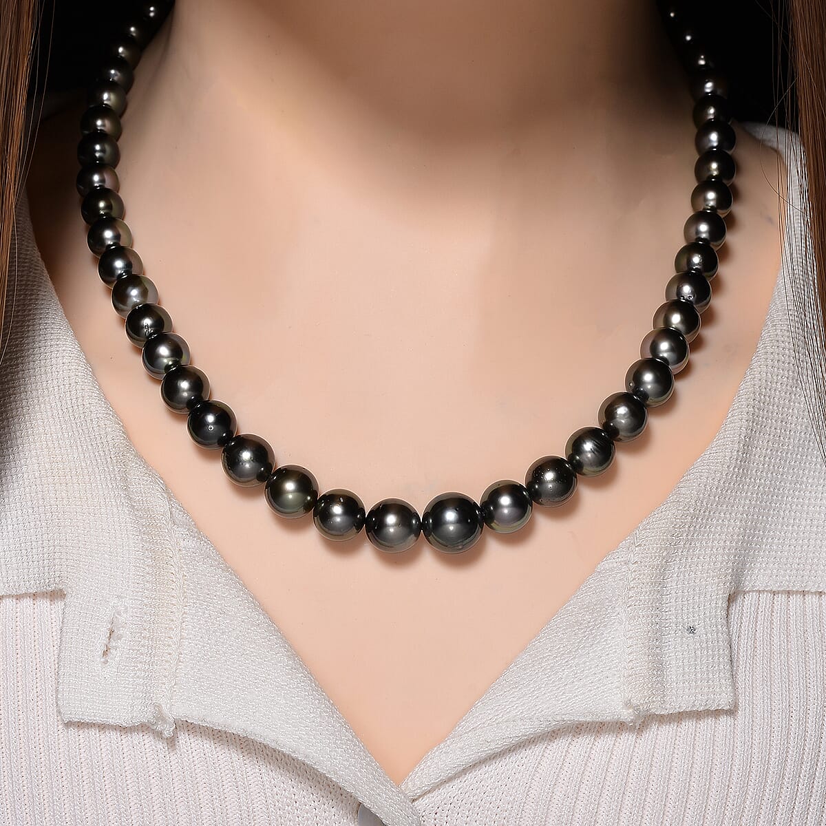 Luxoro Tahitian Pearl Necklace in 10K Yellow Gold 18-20 Inches (Del. in 18-20 Days) image number 1