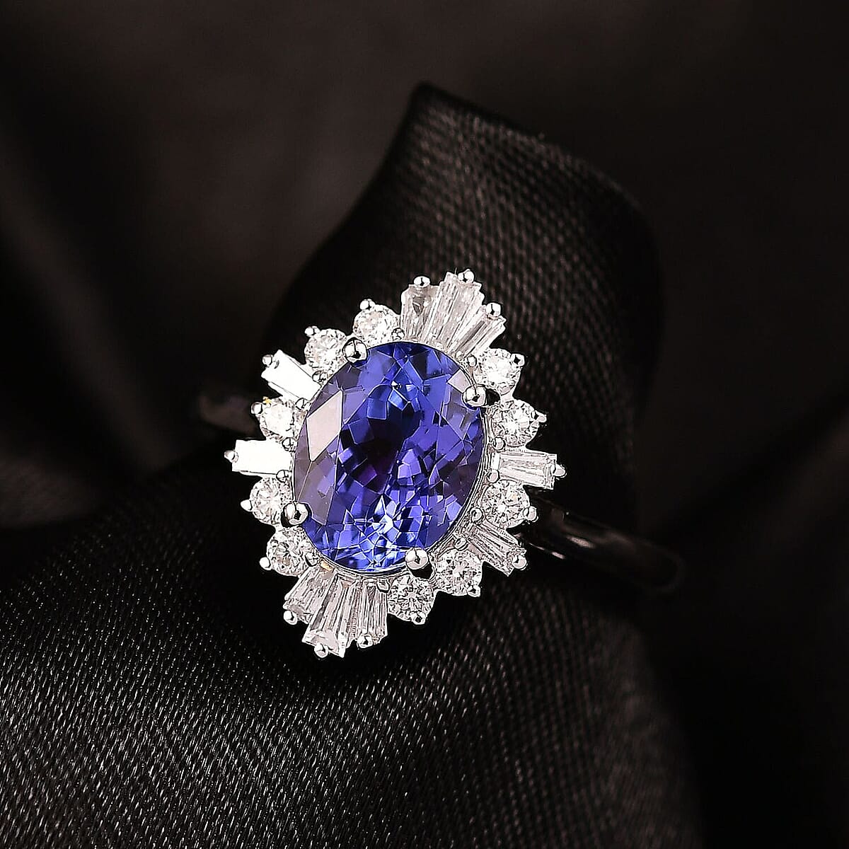  Certified and Appraised AAA Tanzanite and Luxuriant Lab Grown Diamond G-H SI 2.55 ctw Ring in 10K White Gold (Size 8.5) image number 1