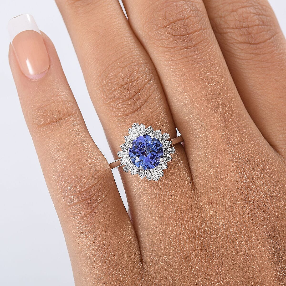Certified & Appraised 10K White Gold AAA Tanzanite, Luxuriant Lab Grown Diamond (G-H, SI) (0.50 cts) Ring (Size 11.0) 2.70 ctw image number 2