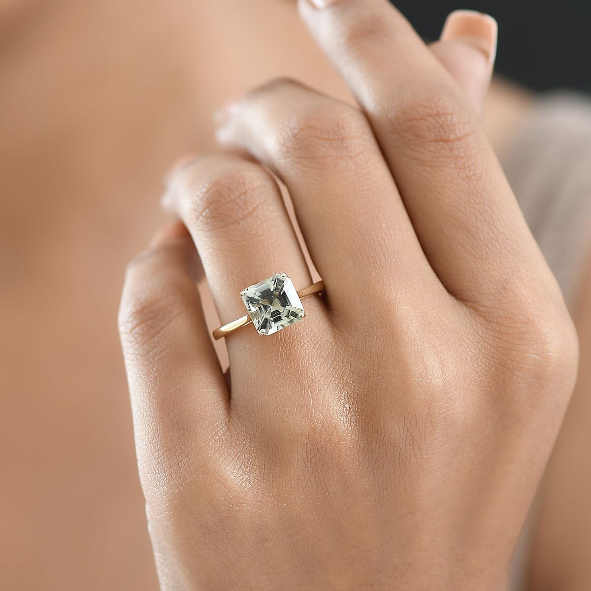 Doorbuster Certified & Appraised Asscher Cut AAA Turkizite 3.22 ctw Solitaire Ring in 10K Yellow Gold (Size 9.0) image number 2