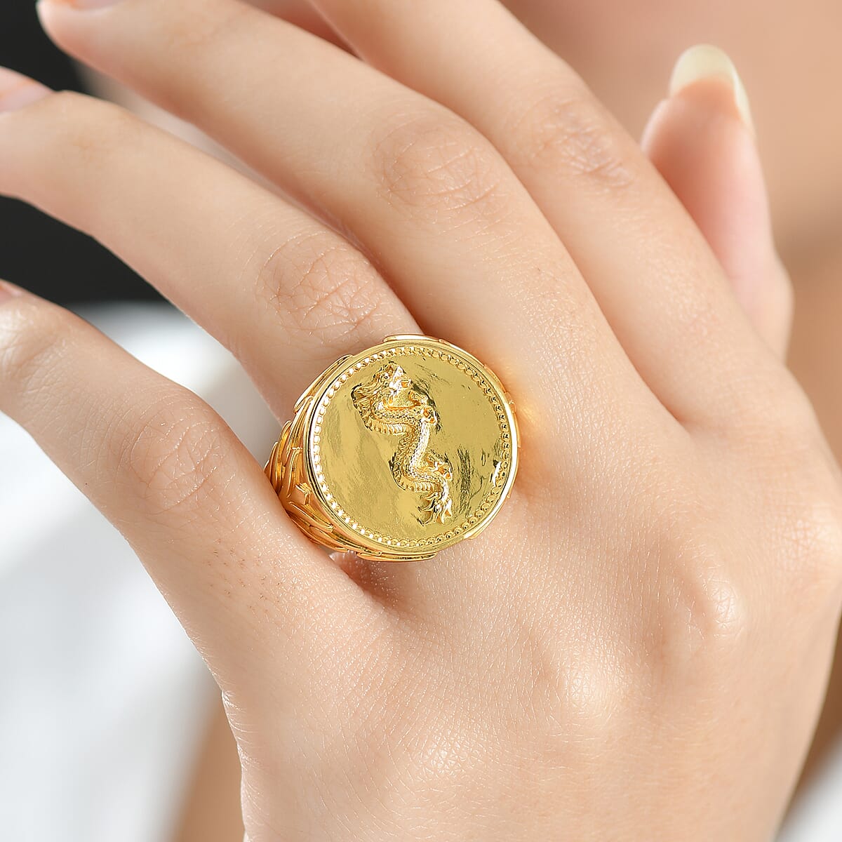 EverTrue Bronzella Collection Vintage European Coin Men's Ring in 18K YG Plated Bronze (Size 11.0) image number 2