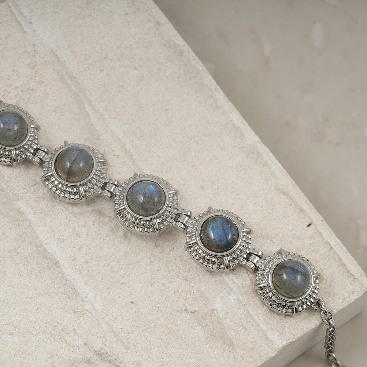 EverTrue Malagasy Labradorite 11.10 ctw Bracelet in Stainless Steel (6.50 In) image number 1